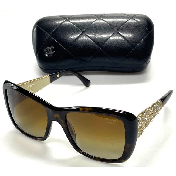 Authentic CHANEL 5301B Polarized Sunglasses With Case - Picture 1 of 12